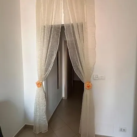 Διαμέρισμα Bilocale 3 Posti Letto *