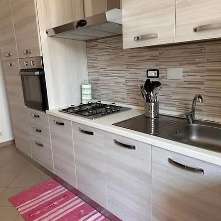 Bilocale 3 Posti Letto Lägenhet